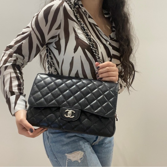 100% Authentic Chanel Jumbo Single Flap Shoulder Bag - Picture 2 of 9